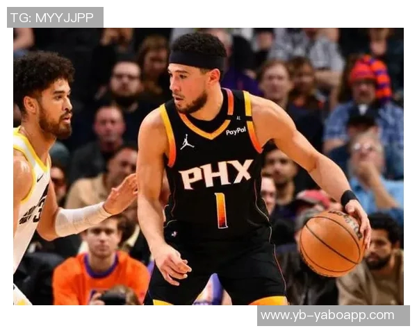 布克上半场火力全开三分球三记助力球队表现出色拿下11分3篮板3助攻1抢断 布克上半场火力全开三分球三记助力球队表现出色拿下11分3篮板3助攻1抢断