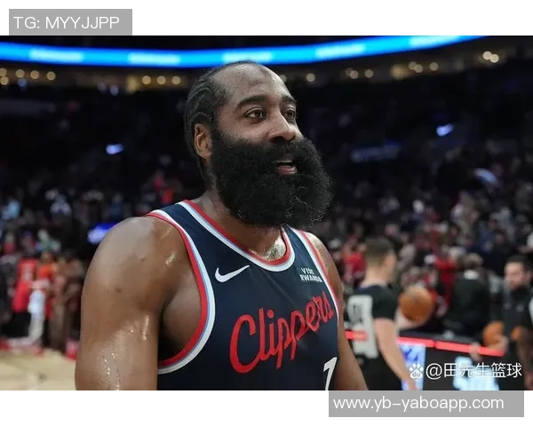 哈登荣登历史得分榜第九位阿迪官方祝贺他在巨人中更上一层楼